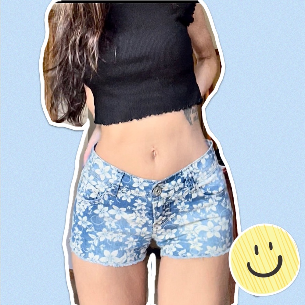 FreeStyle Revolution Retro Floral Denim Cut Off Shorts Size 1